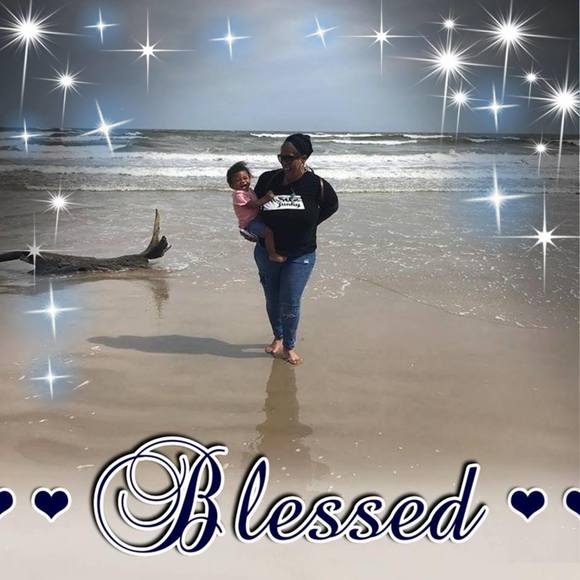 Meet your Posher, Lillie - Picture 1 of 1